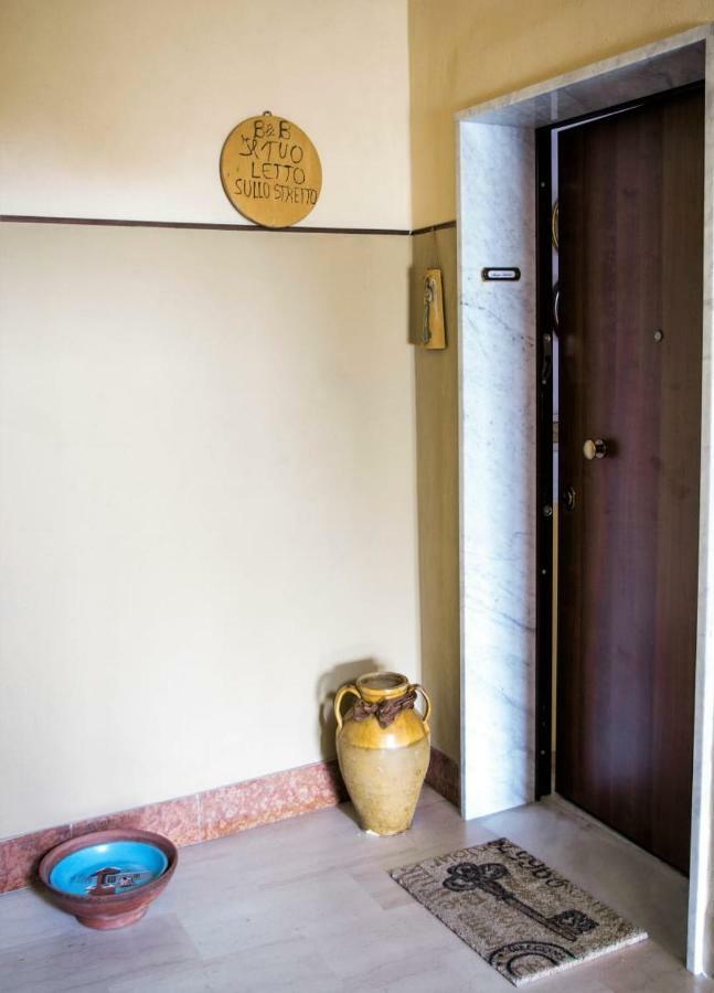 Il Tuo Letto Sullo Stretto Bed and Breakfast Ρέτζιο ντι Καλάμπρια Εξωτερικό φωτογραφία